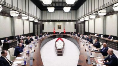 Kabine bugün toplanıyor. Gündem: Deprem