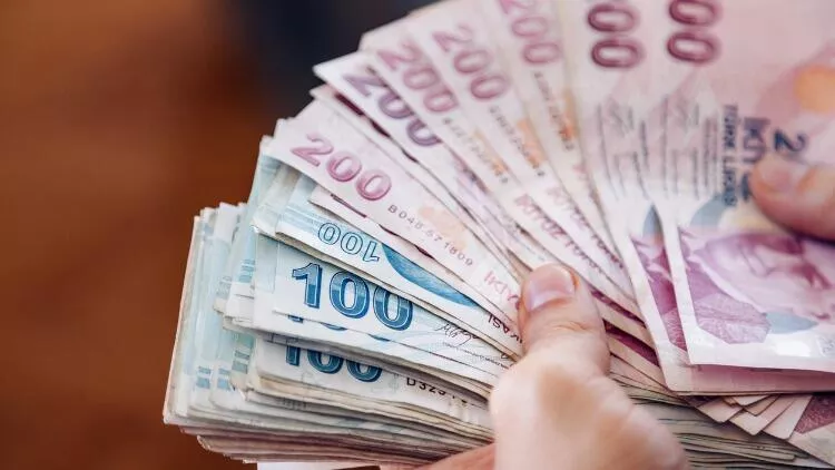 AKP'den emeklilik ücretlerine ilişkin artış açıklaması