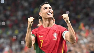 Ronaldo rekora doymuyor: Bir yenisi daha!